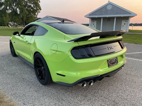 Used 2020 Ford Mustang GT RWD image 15