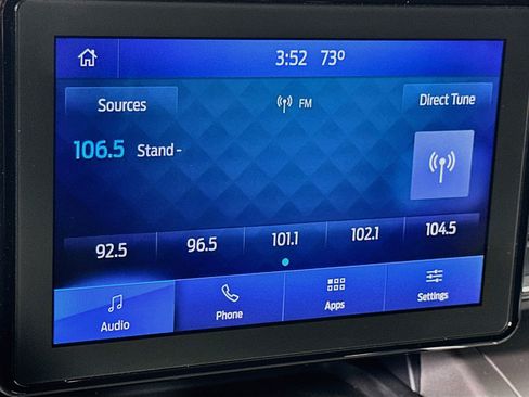 Used 2021 Ford Explorer XLT w/ Equipment Group 202A AWD/4WD image 21
