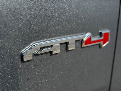 Used 2021 GMC Yukon XL AT4 w/ AT4 Premium Plus Package AWD/4WD image 31