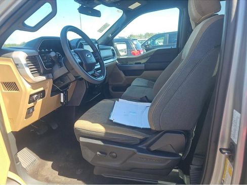Used 2023 Ford F150 XLT image 11