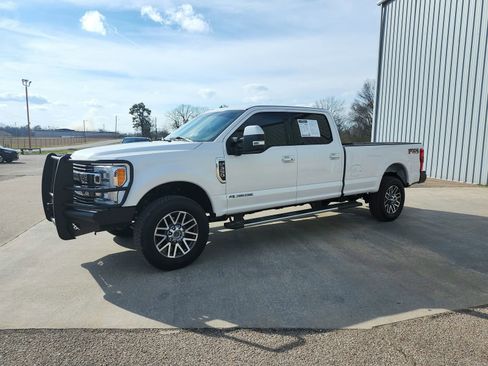 Used 2018 Ford F350 Lariat w/ Lariat Ultimate Package image 11