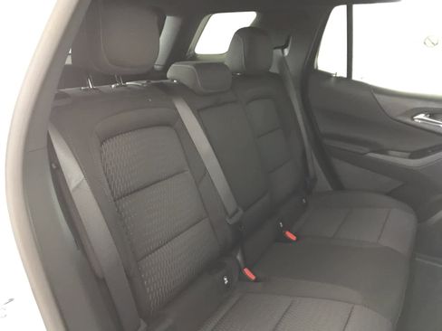 New 2026 Chevrolet Equinox LT image 9