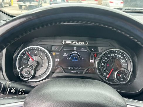 Used 2022 RAM 1500 Big Horn AWD/4WD image 34
