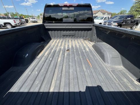 Used 2022 Chevrolet Silverado 2500 High Country w/ Safety Package II AWD/4WD image 8