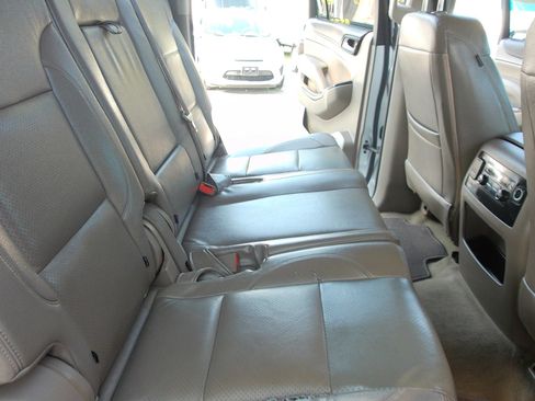 Used 2018 GMC Yukon XL SLE RWD image 31