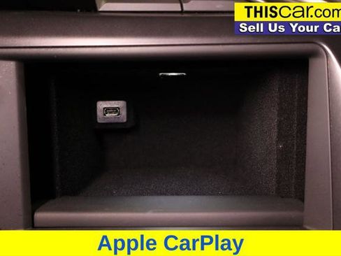 Used 2016 Chevrolet Corvette Stingray Coupe w/ Carbon Flash Badge Package image 17