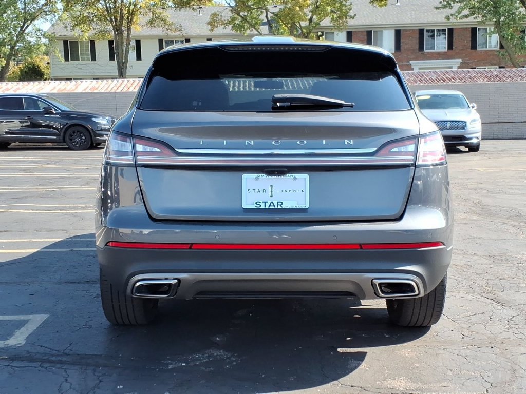 Certified 2023 Lincoln Nautilus Reserve AWD/4WD image 6