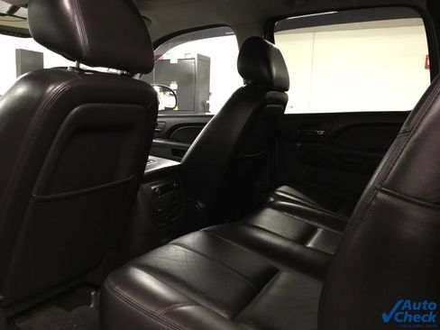 Used 2012 Chevrolet Avalanche LT w/ Suspension Package, Off-Road image 29