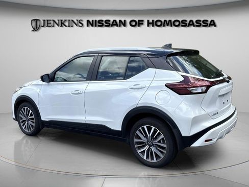 Certified 2024 Nissan Kicks SV FWD image 13