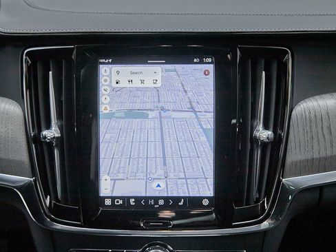 Certified 2024 Volvo V90 B6 Cross Country Ultimate image 17