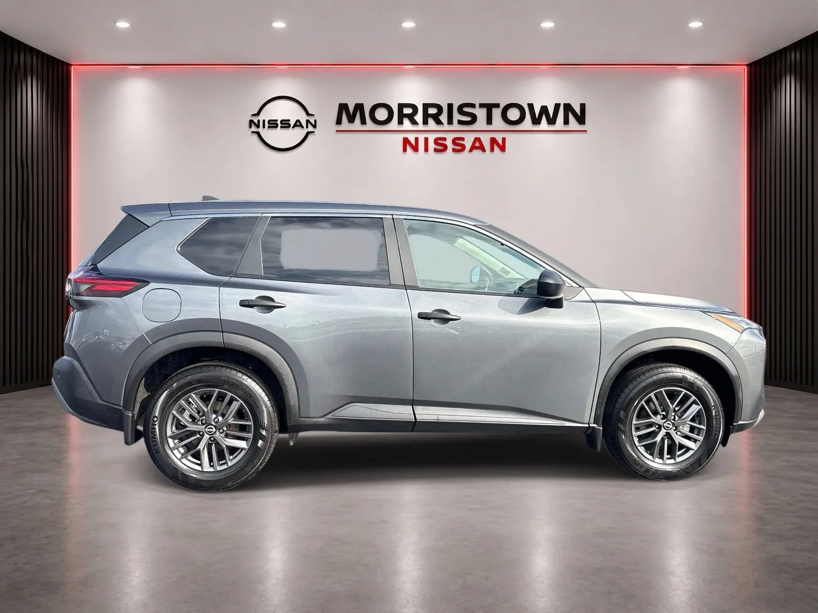 Used 2023 Nissan Rogue S FWD image 3