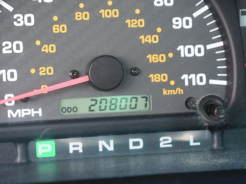 Used 2002 Toyota 4Runner SR5 AWD/4WD image 33