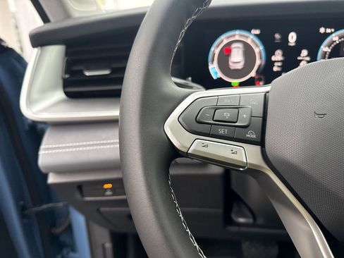 New 2026 Volkswagen Tiguan SE AWD/4WD image 19