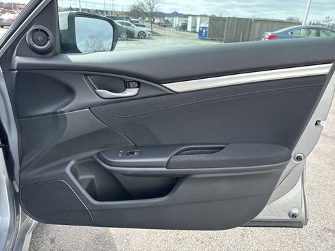 Used 2019 Honda Civic EX image 38