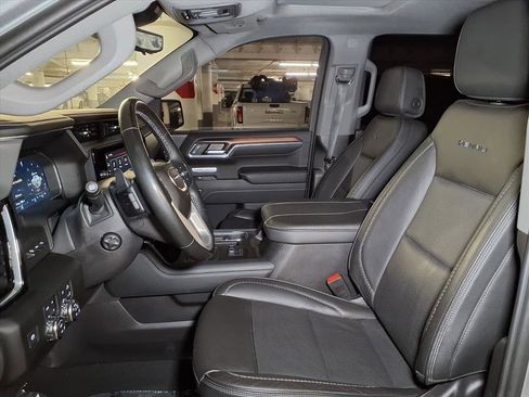 Used 2024 GMC Sierra 1500 Denali w/ Technology Package image 14