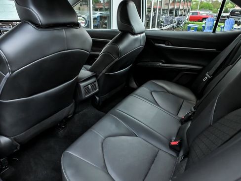 Used 2023 Toyota Camry XSE FWD image 18