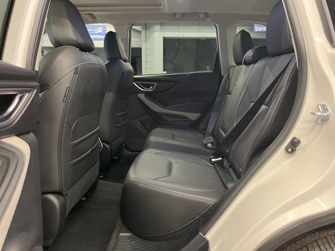 Certified 2024 Subaru Forester Limited image 32