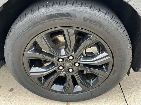 Certified 2024 Ford Edge SE w/ Black Appearance Package AWD/4WD image 30