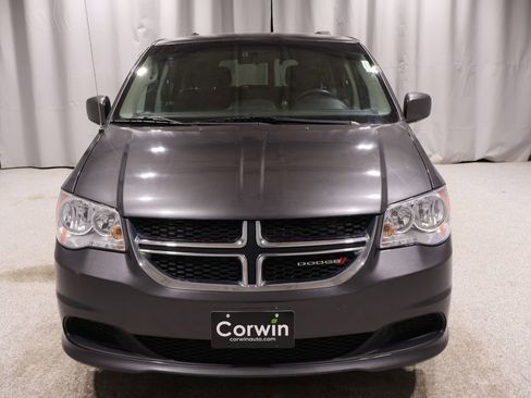 Used 2016 Dodge Grand Caravan SXT image 7
