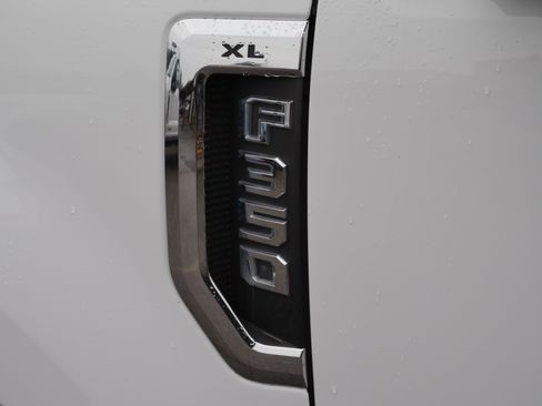 Used 2019 Ford F350 XL image 13