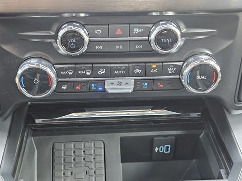 New 2026 Ford F250 Lariat w/ Lariat Ultimate Package AWD/4WD image 14