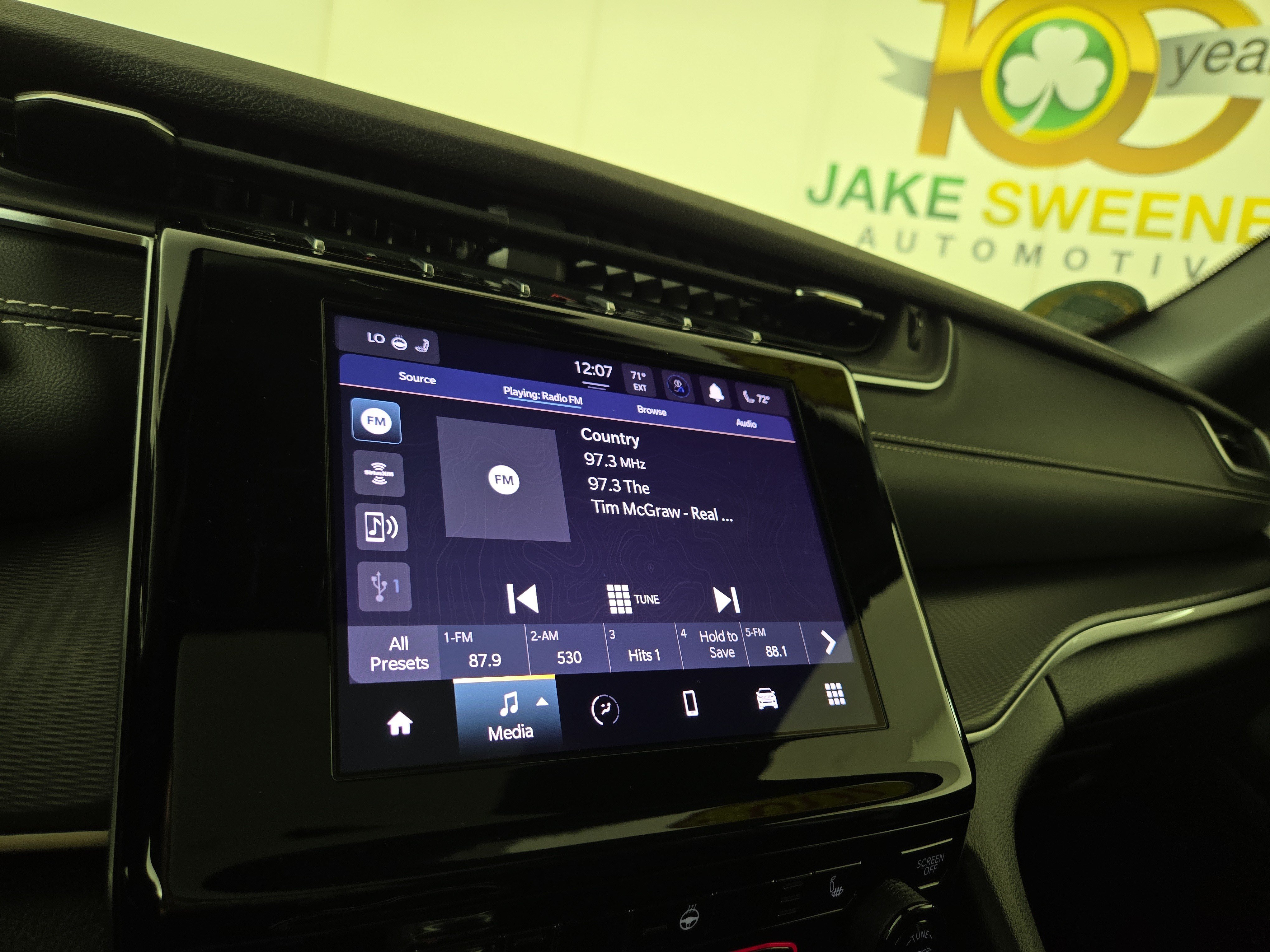 Used 2024 Jeep Grand Cherokee Altitude AWD/4WD image 19