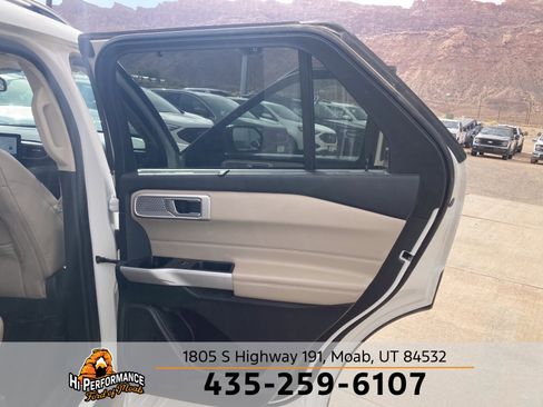 Used 2021 Ford Explorer Limited w/ Equipment Group 301A image 17