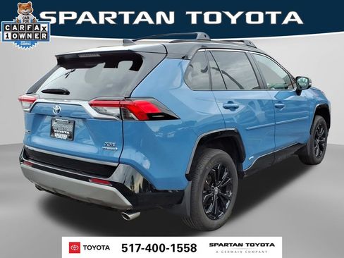 Used 2024 Toyota RAV4 XSE w/ Weather Package AWD/4WD image 6