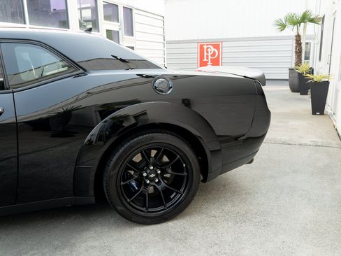 Used 2023 Dodge Challenger R/T Scat Pack RWD image 5
