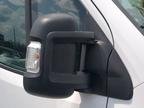 Used 2025 RAM ProMaster 2500 w/ U-Haul Equipment Group FWD image 12