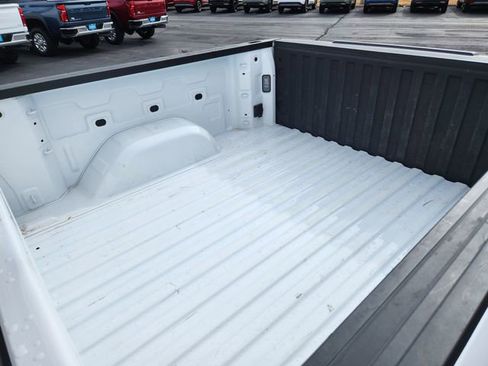 Used 2025 Chevrolet Silverado 1500 LT image 20