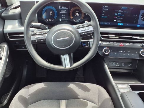 Used 2025 Hyundai Sonata SEL FWD image 14