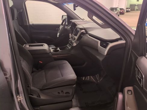 Used 2019 GMC Yukon SLE w/ Convenience Package image 10