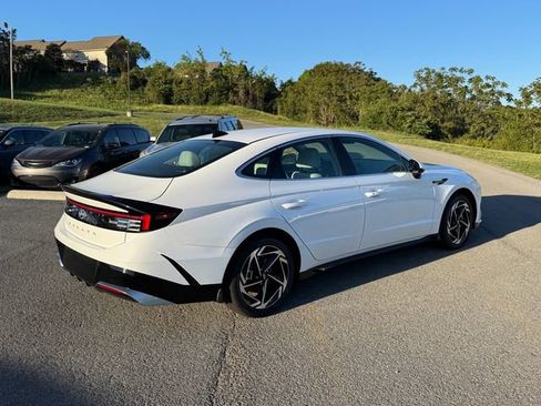 New 2026 Hyundai Sonata SEL FWD image 4