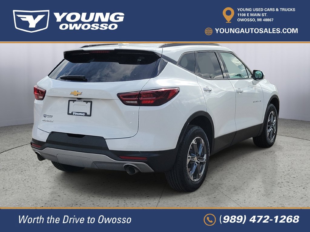 Certified 2024 Chevrolet Blazer LT w/ Convenience Package FWD image 3
