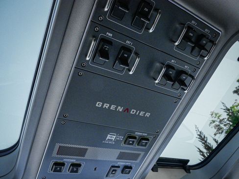 Used 2024 INEOS Grenadier Fieldmaster Edition image 26