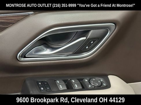 Used 2022 Chevrolet Tahoe Z71 w/ Z71 Off-Road Package AWD/4WD image 12