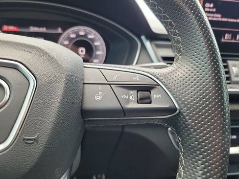 Certified 2022 Audi SQ5 Premium Plus AWD/4WD image 23