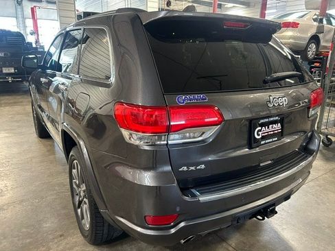 Used 2017 Jeep Grand Cherokee Overland AWD/4WD image 24