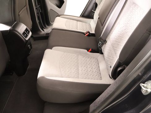 Used 2022 Chevrolet Equinox LT FWD image 11