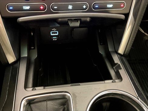 Used 2016 Ford Explorer Platinum AWD/4WD image 15