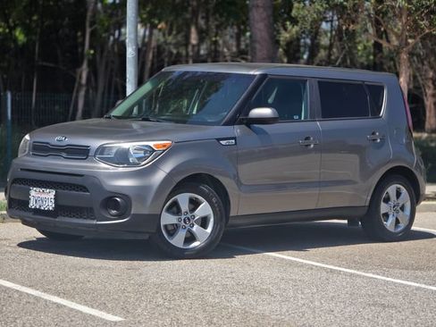 Used 2017 Kia Soul w/ Convenience Package FWD image 21