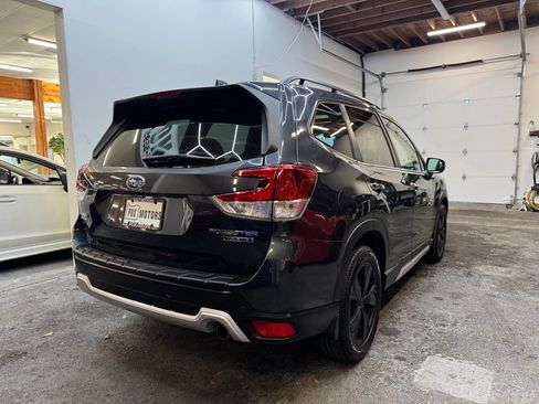 Used 2019 Subaru Forester Touring w/ Popular Package #3 image 6