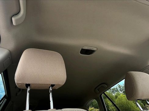 Used 2019 Subaru Outback 2.5i Premium image 20