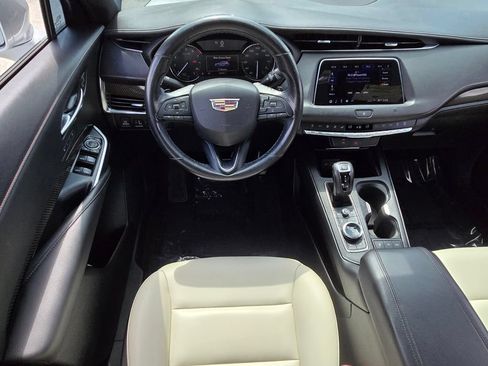 Used 2019 Cadillac XT4 Sport FWD image 12