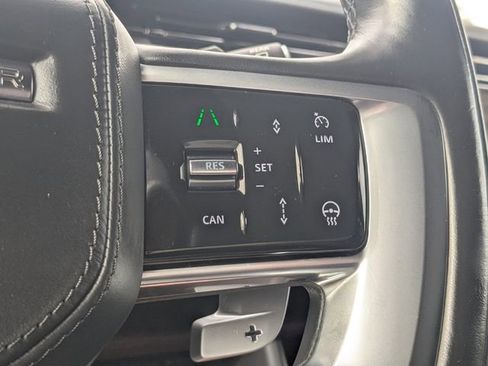 Used 2023 Land Rover Range Rover SE image 17