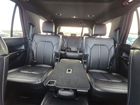 Used 2021 Ford Expedition Limited image 28