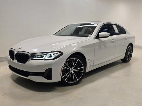 Used 2023 BMW 530i xDrive w/ Premium Package AWD/4WD image 38