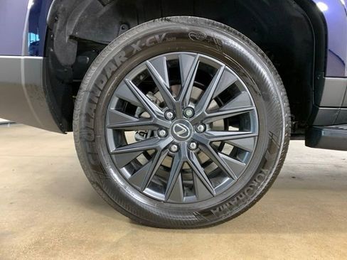 Used 2024 Lexus GX 550 w/ Cold Area Package AWD/4WD image 42