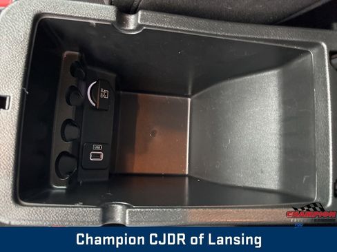 Used 2018 Jeep Cherokee Latitude image 32